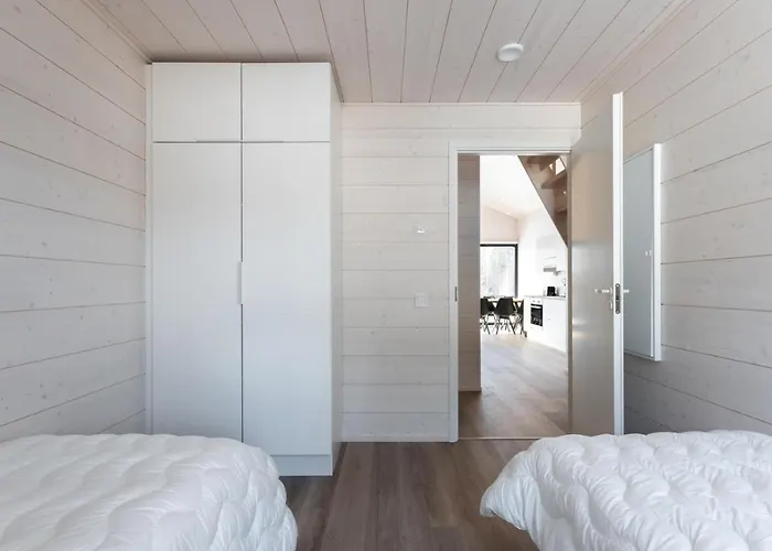 Himoskuutio 5 Inc Outdoor Jacuzzi Jämsä